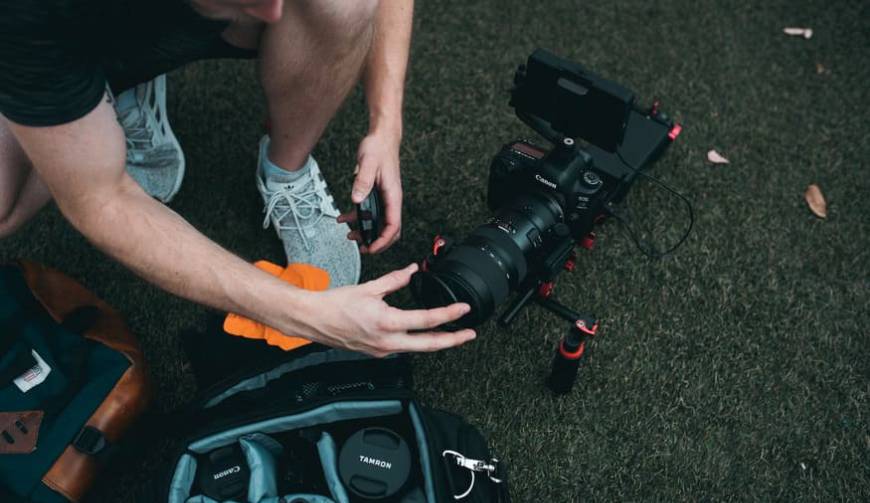 色彩心理学×动态美学，景东产品视频拍摄公司唤醒感官冲击力