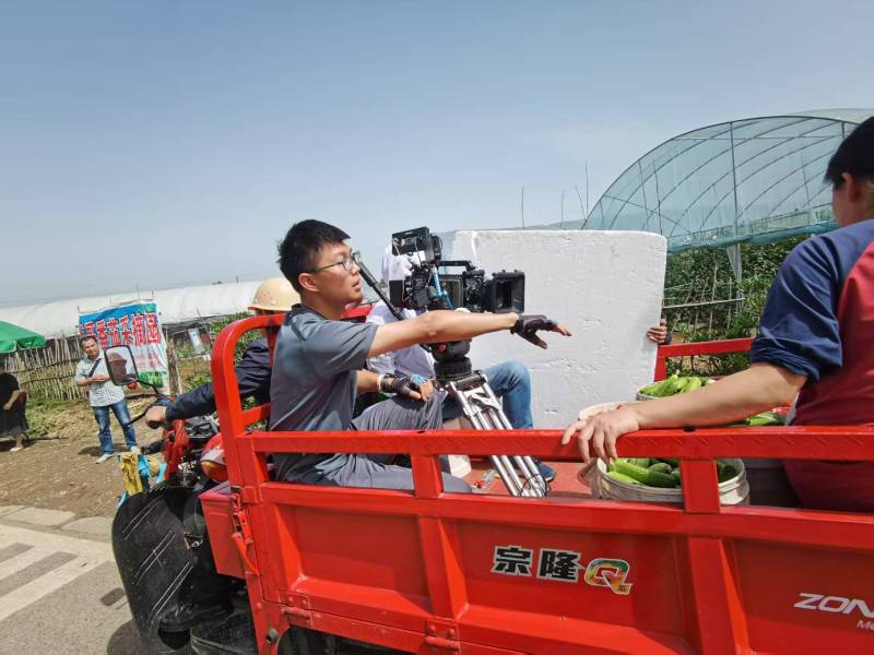 电商爆款背后的推手：景东产品视频拍摄公司精准捕捉卖点痛点